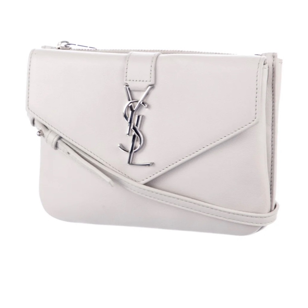 Yves Saint Laurent
Monogram Tri Pocket Crossbody Bag YSL Brand New condi…